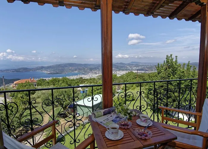 Iatrou House- Villa With Incredible View